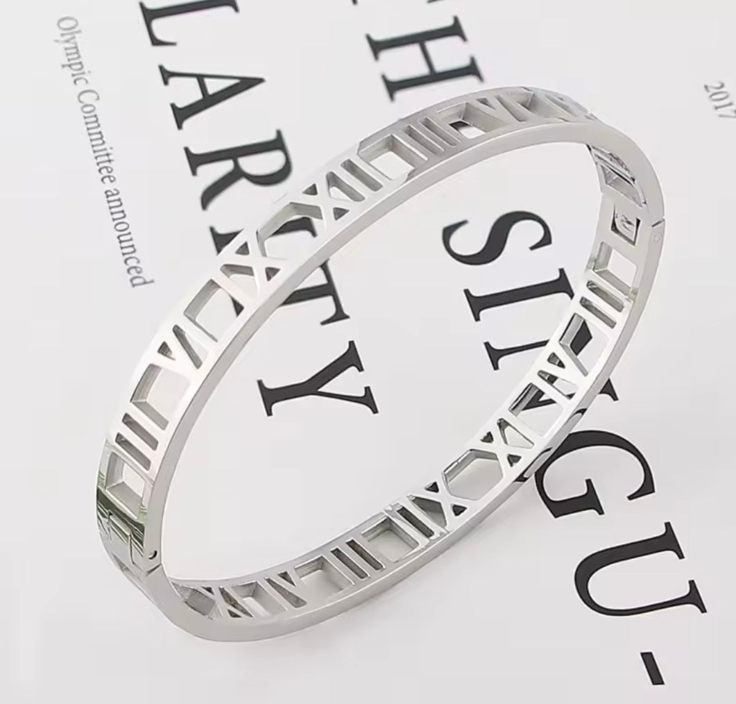Stainless Steel Gold Plating, Roman Numerals Bracelet