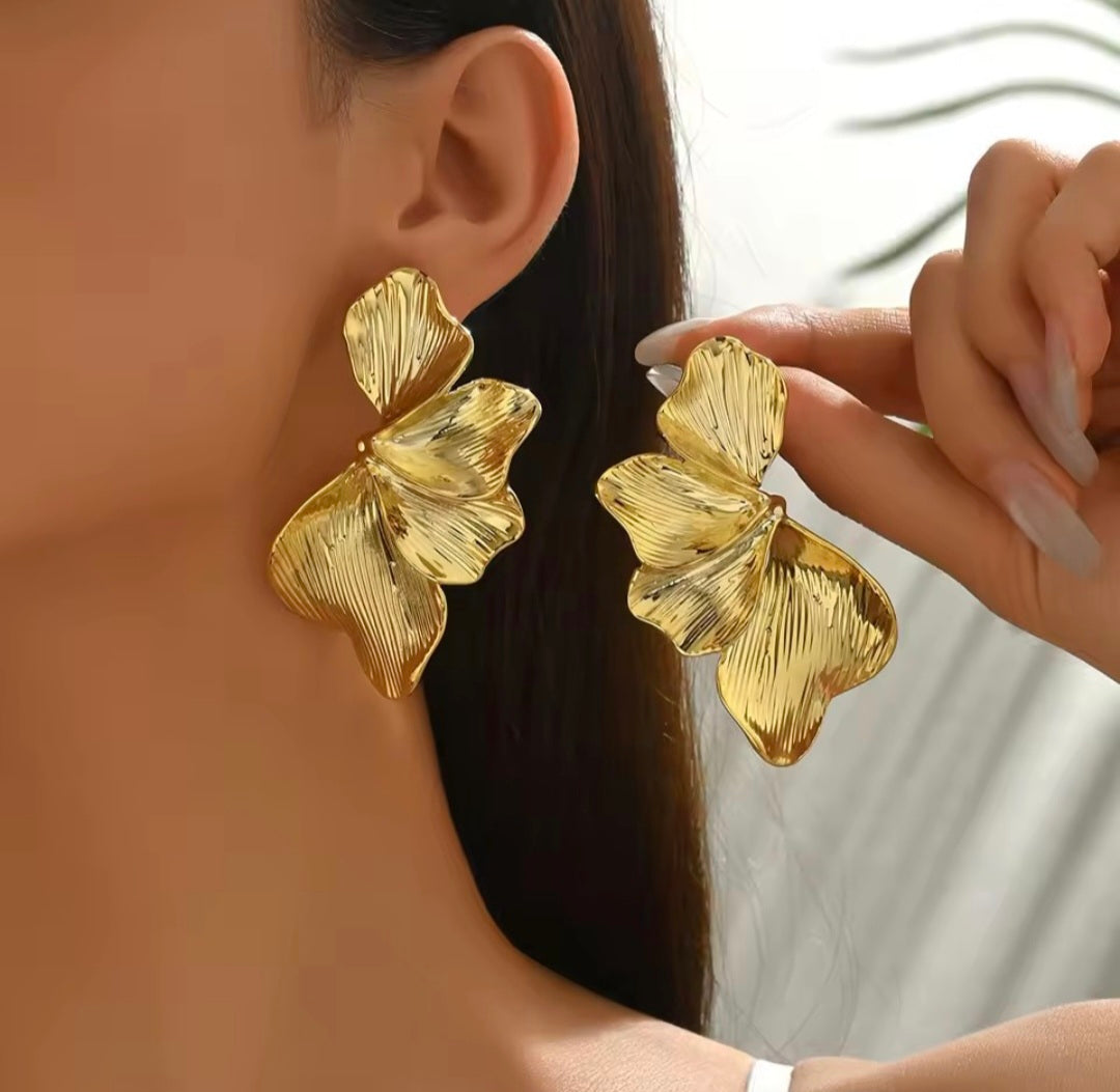Elegant Ginkgo Leaf Earring