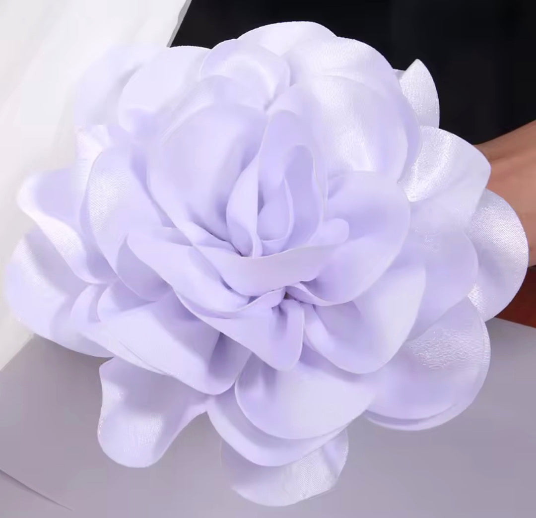 Oversized Flower Broach