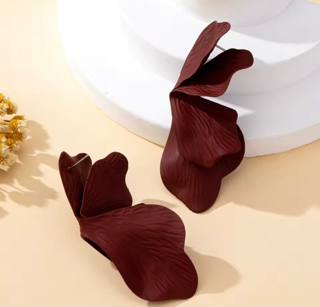 3D Matte Petal Earrings.