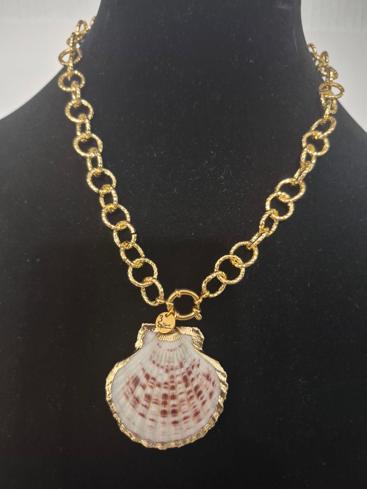 Gold Shimmer Shell Necklace