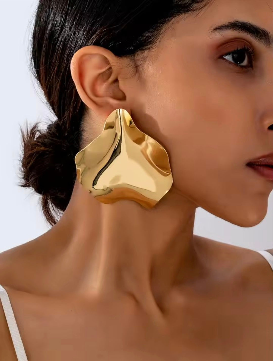 Oversized Golden Petal, Earrings.